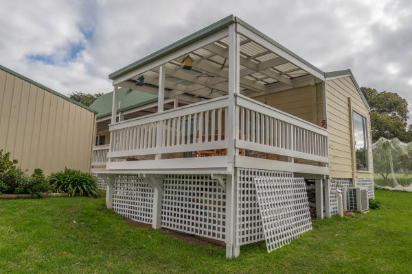 Cost of Deck Lattice Repair in Gaithersburg