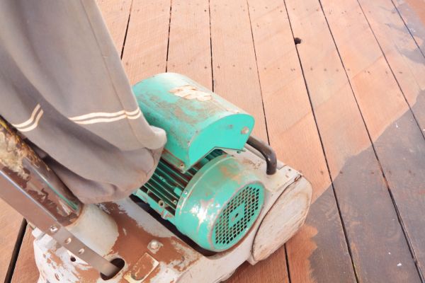 Cedar Deck Sanding in Gaithersburg